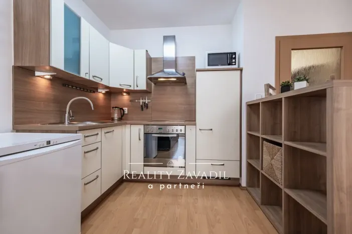Prodej bytu 1+kk, Praha - Hostivař, Bratislavská, 36 m2