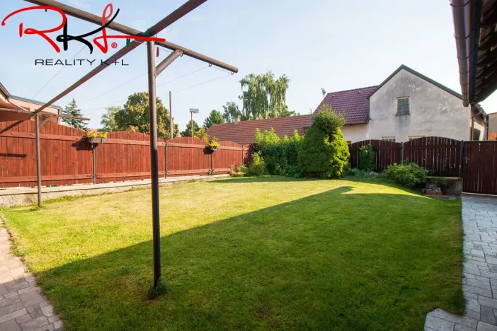 Prodej rodinného domu, Pečky - Velké Chvalovice, 65 m2