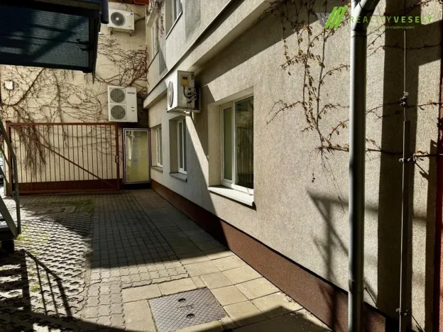 Pronájem skladu, Hodonín, Sadová, 199 m2