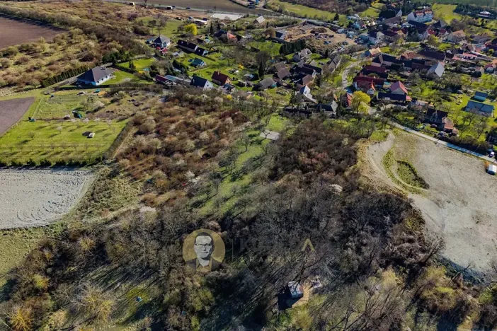 Prodej pozemku pro bydlení, Střemy, 3158 m2