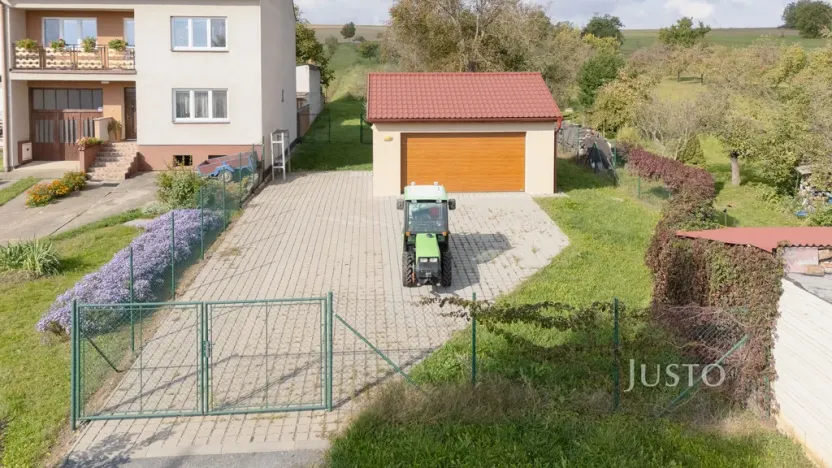 Prodej garáže, Těmice, 38 m2