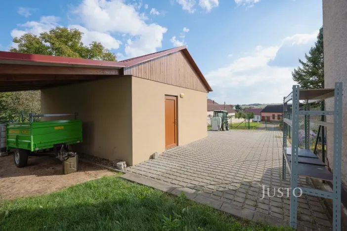 Prodej garáže, Těmice, 38 m2