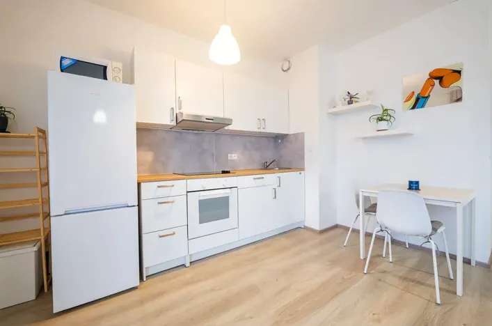 Pronájem bytu 1+kk, Praha - Letňany, Štanderova, 37 m2