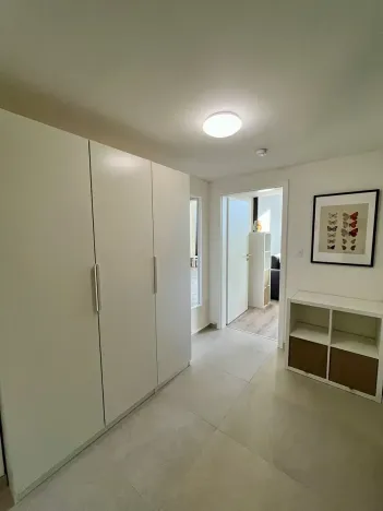 Pronájem bytu 2+kk, Praha, Kubánské náměstí, 54 m2