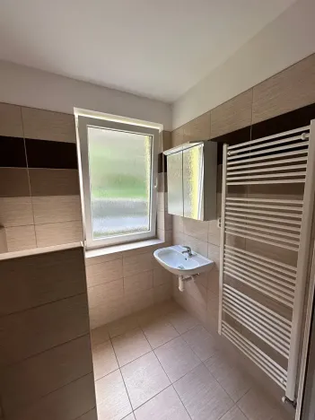 Pronájem bytu 1+kk, Děčín, Na Slatinách, 29 m2