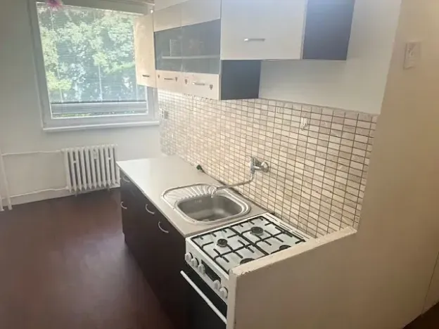 Prodej bytu 3+1, Kadaň, Husova, 66 m2