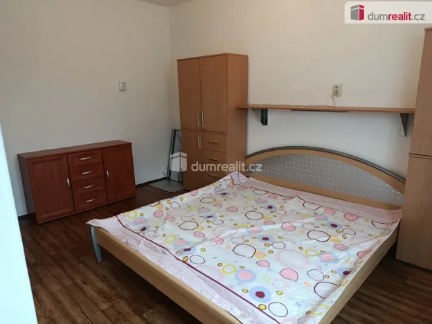 Pronájem bytu 2+kk, Praha - Kbely, Toužimská, 56 m2