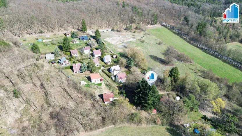 Prodej zahrady, Řenče, 942 m2