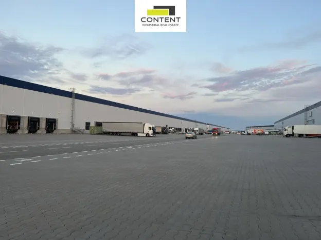 Pronájem skladu, Brno - Tuřany, Letiště Brno-Tuřany, 8000 m2