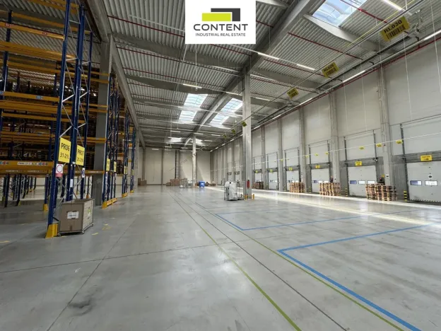 Pronájem skladu, Brno - Tuřany, Letiště Brno-Tuřany, 8000 m2