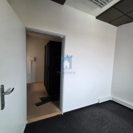 Pronájem kanceláře, Plzeň, Hálkova, 125 m2