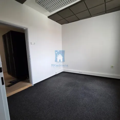 Pronájem kanceláře, Plzeň, Hálkova, 125 m2