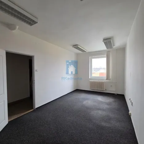 Pronájem kanceláře, Plzeň, Hálkova, 125 m2