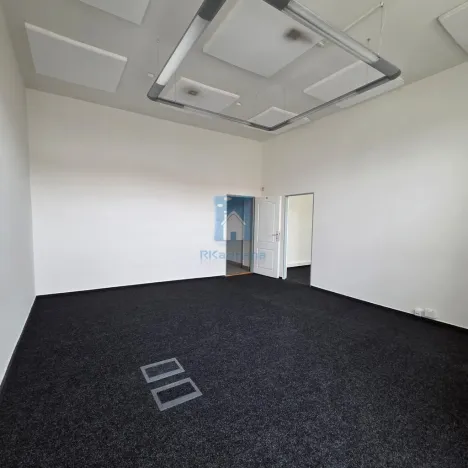 Pronájem kanceláře, Plzeň, Hálkova, 125 m2