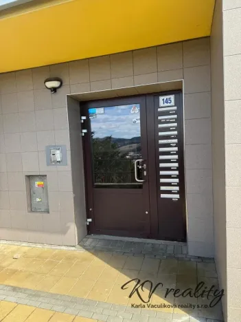 Prodej bytu 2+1, Vsetín, Bratří Hlaviců, 43 m2