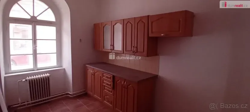 Pronájem bytu 3+1, Cheb, Dlouhá, 75 m2