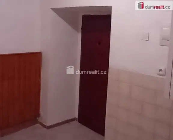 Pronájem bytu 3+1, Cheb, Dlouhá, 75 m2