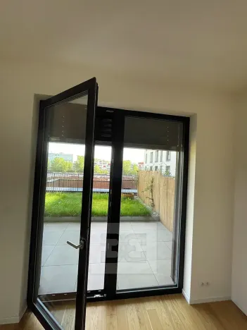 Pronájem bytu 2+kk, Praha - Holešovice, Jankovcova, 63 m2