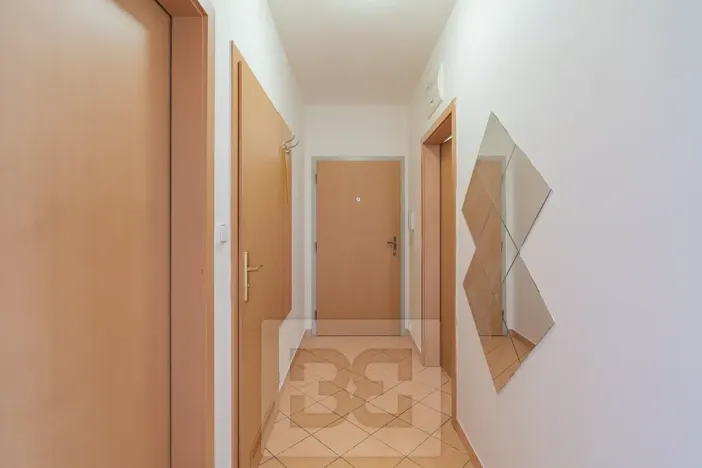 Pronájem bytu 2+kk, Praha - Hostivař, Bratislavská, 43 m2