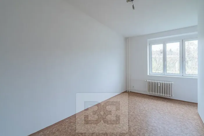 Pronájem bytu 1+kk, Praha - Vysočany, Podnádražní, 30 m2
