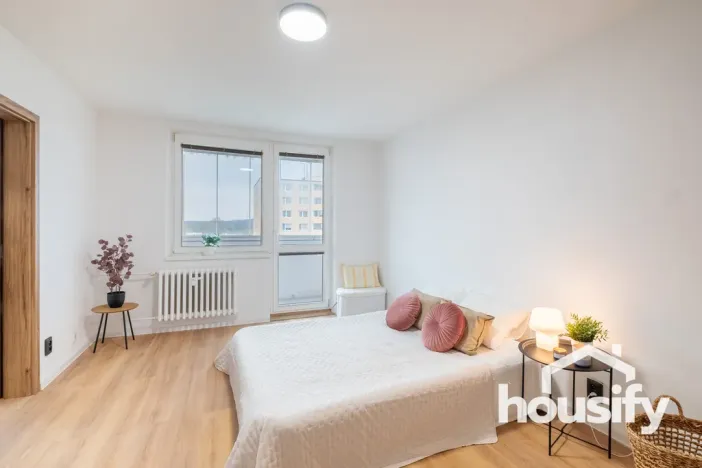 Prodej bytu 3+1, Znojmo, Dukelských bojovníků, 72 m2