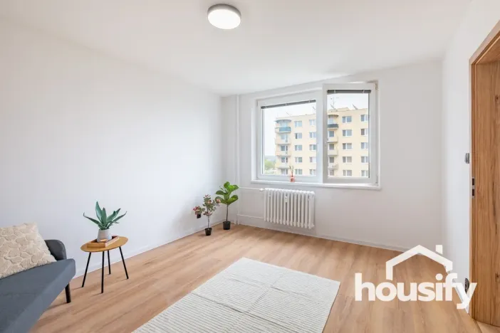 Prodej bytu 3+1, Znojmo, Dukelských bojovníků, 72 m2