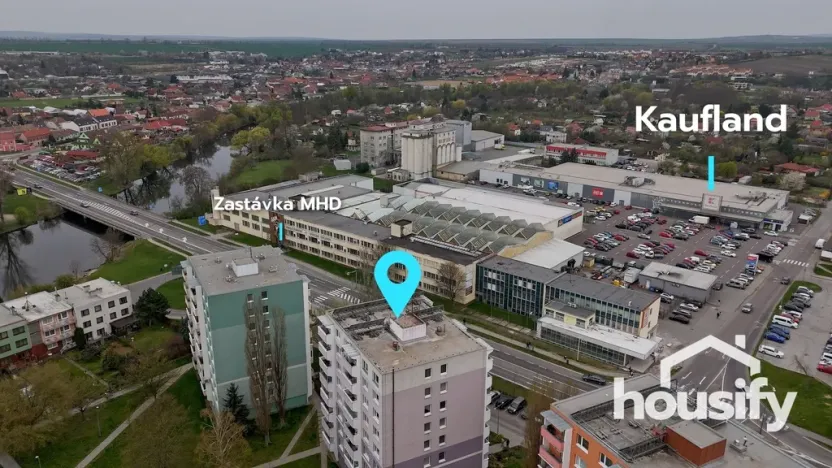 Prodej bytu 3+1, Znojmo, Dukelských bojovníků, 72 m2