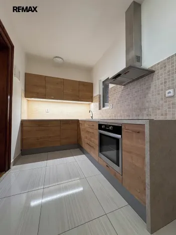 Pronájem bytu 2+1, Brno, Pohankova, 55 m2