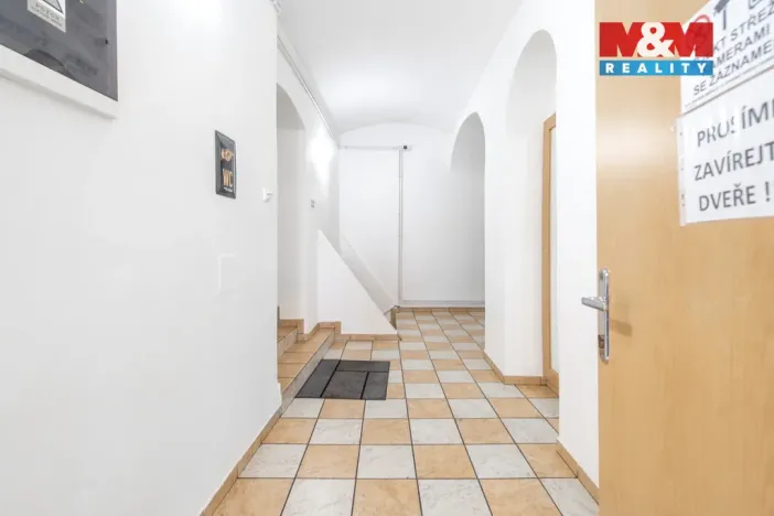 Prodej činžovního domu, Vítkov, náměstí Jana Zajíce, 580 m2
