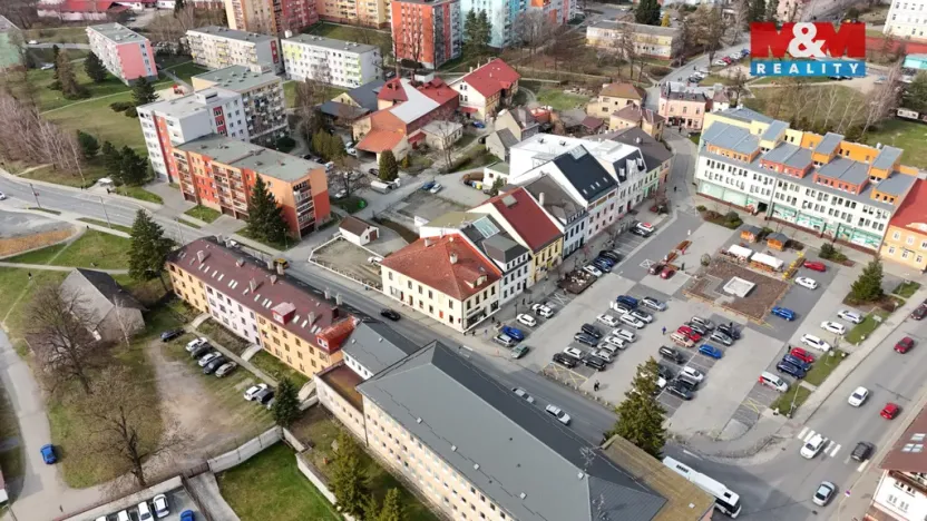 Prodej činžovního domu, Vítkov, náměstí Jana Zajíce, 580 m2