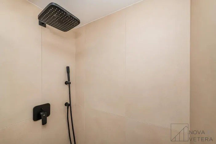 Prodej bytu 2+kk, Praha - Holešovice, U městských domů, 50 m2