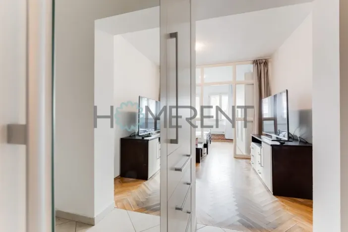 Pronájem bytu 1+1, Praha - Smíchov, Plzeňská, 45 m2