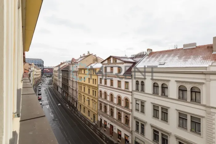 Pronájem bytu 1+1, Praha - Smíchov, Plzeňská, 45 m2