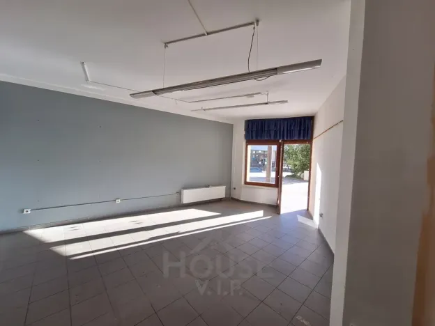 Prodej obchodního prostoru, Harrachov, 58 m2