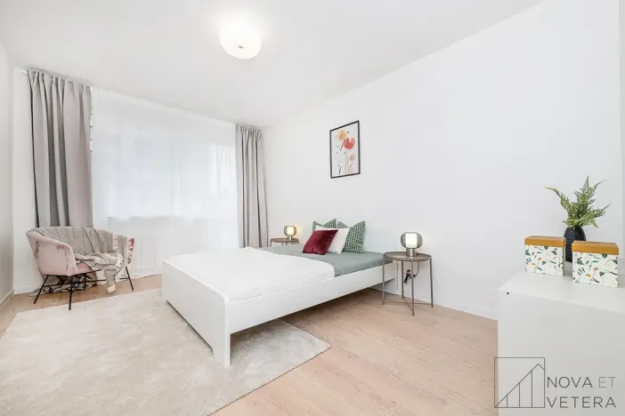 Prodej bytu 4+kk, Praha - Žižkov, Pod lipami, 74 m2