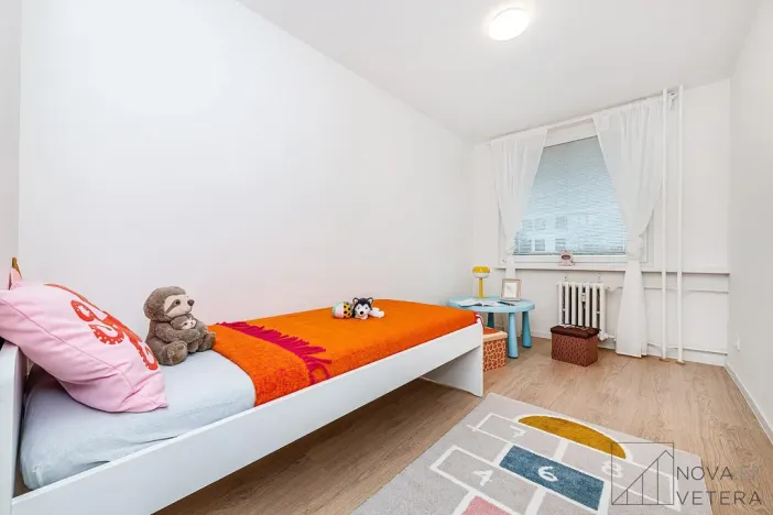Prodej bytu 4+kk, Praha - Žižkov, Pod lipami, 74 m2