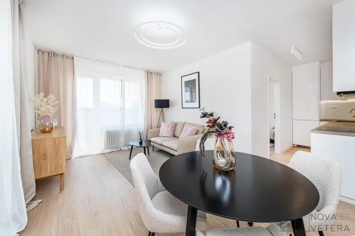 Prodej bytu 4+kk, Praha - Žižkov, Pod lipami, 74 m2