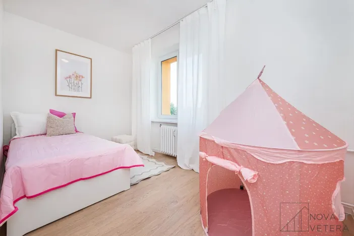 Prodej bytu 4+kk, Praha - Žižkov, Pod lipami, 74 m2