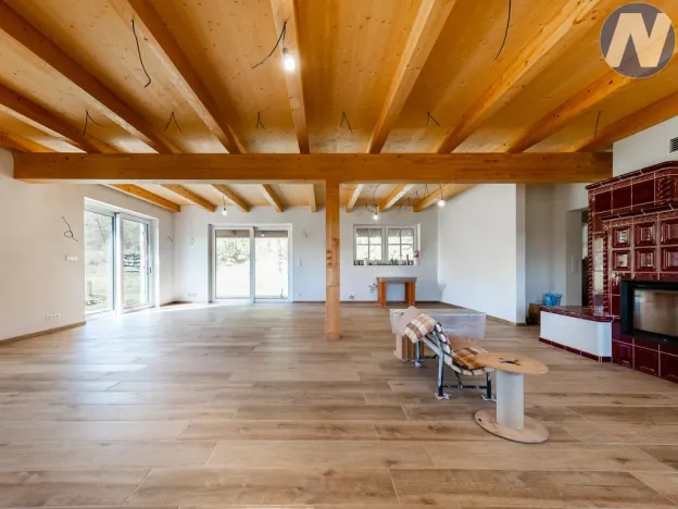 Prodej rodinného domu, Kratušín, 440 m2