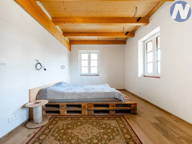 Prodej rodinného domu, Kratušín, 440 m2