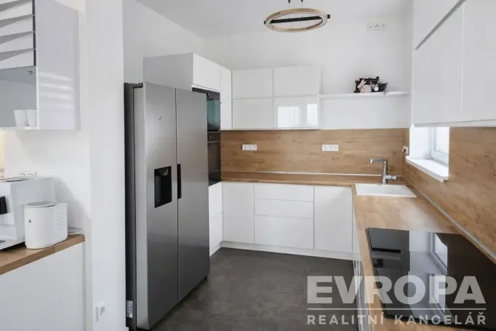 Prodej rodinného domu, Červené Pečky, 229 m2