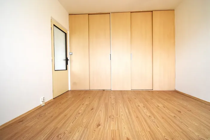 Pronájem bytu 1+1, Plzeň - Skvrňany, Macháčkova, 36 m2