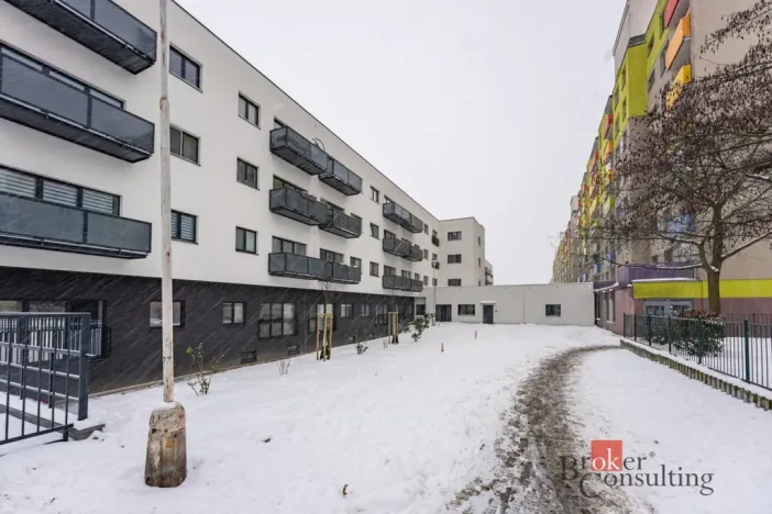 Prodej bytu 2+kk, Kladno - Kročehlavy, Arménská, 60 m2