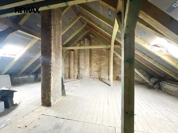 Prodej činžovního domu, Praha - Ďáblice, Kokořínská, 1880 m2