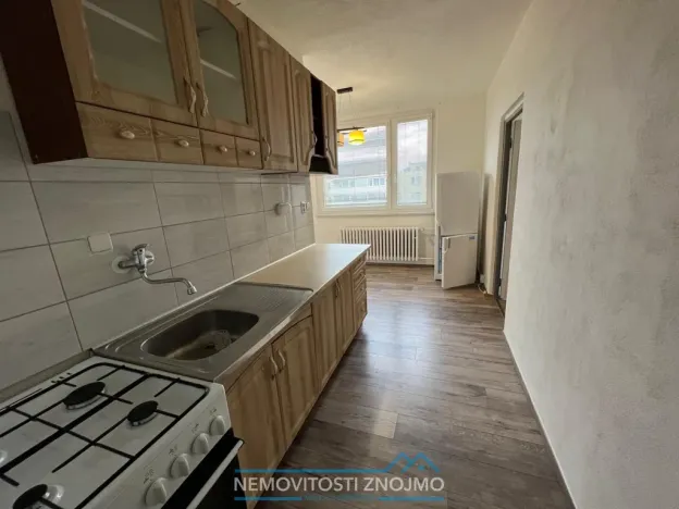 Prodej bytu 2+1, Znojmo, Pražská, 63 m2