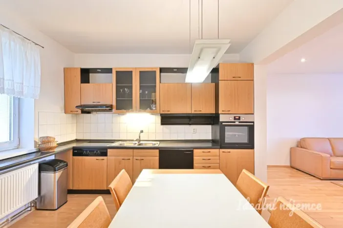 Pronájem bytu 3+kk, Brno, Soběšická, 80 m2
