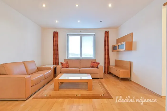 Pronájem bytu 3+kk, Brno, Soběšická, 80 m2