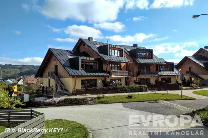 Pronájem bytu 3+kk, Vrchlabí, Na Výšině, 71 m2