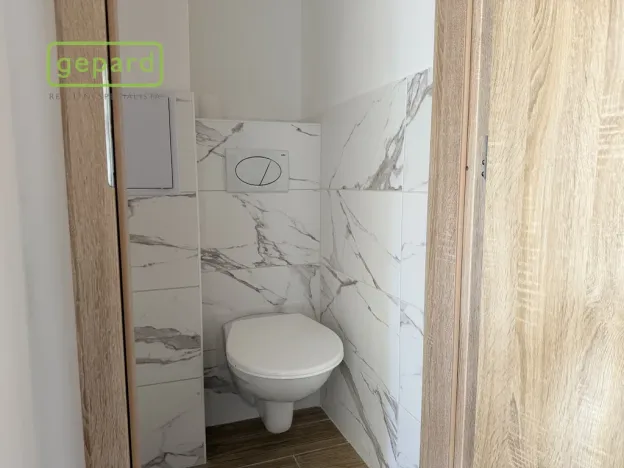 Pronájem bytu 1+1, Karlovy Vary, Moskevská, 49 m2