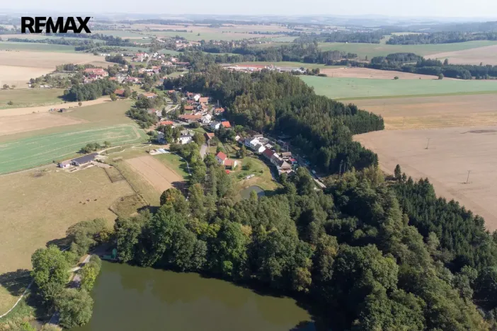 Prodej rodinného domu, Kundratice, 770 m2